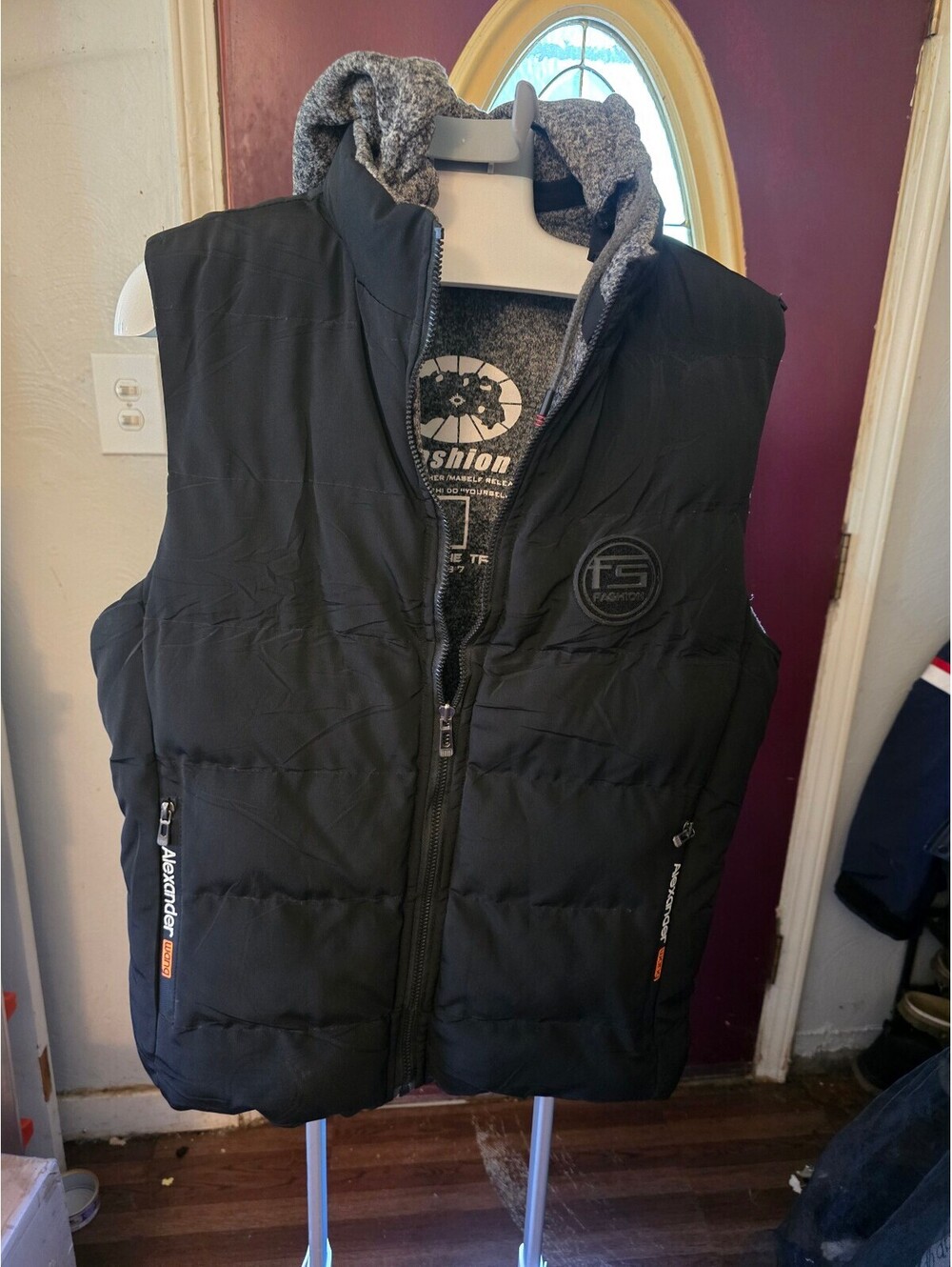 FS Fashion Men's Reversible Puffer Vest XL Black and Gray Cotton Polyester